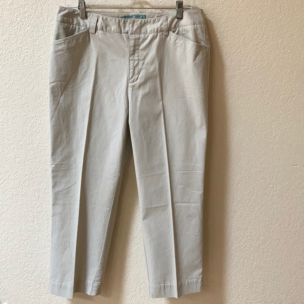 Eddie Bauer ‘Mercer’ Style. Size 12